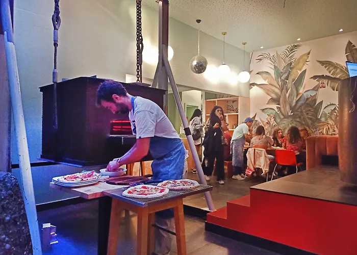 Avenue & SuitesHostal